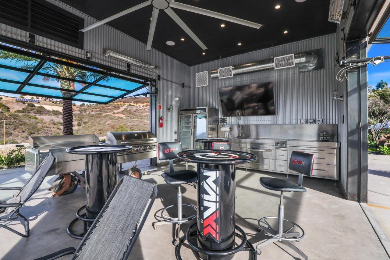 Iron Mansion Private Resort-Event Space 12000 Ft! Temecula Zewnętrze zdjęcie
